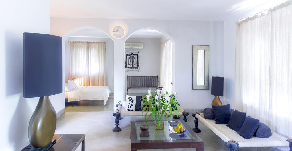 Nilaya Hermitage Arpora Room photo